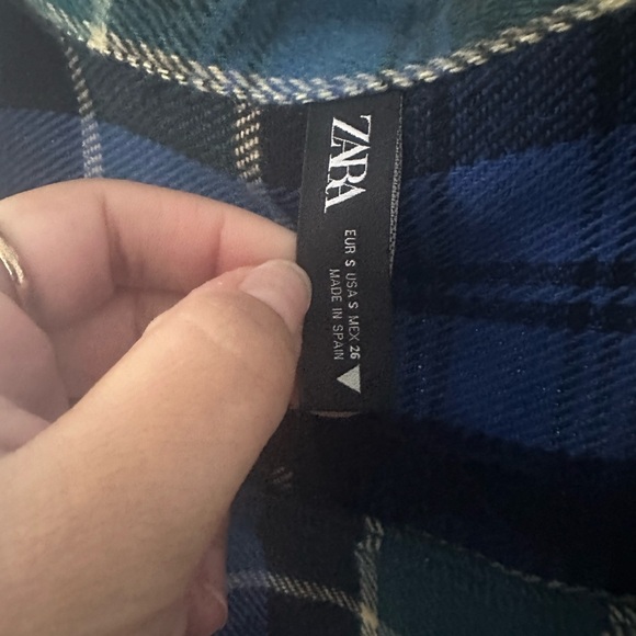 Zara Blue and Green Plaid Flannel - Picture 3 of 4